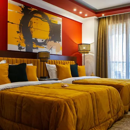 Art Aronos Hotel *
